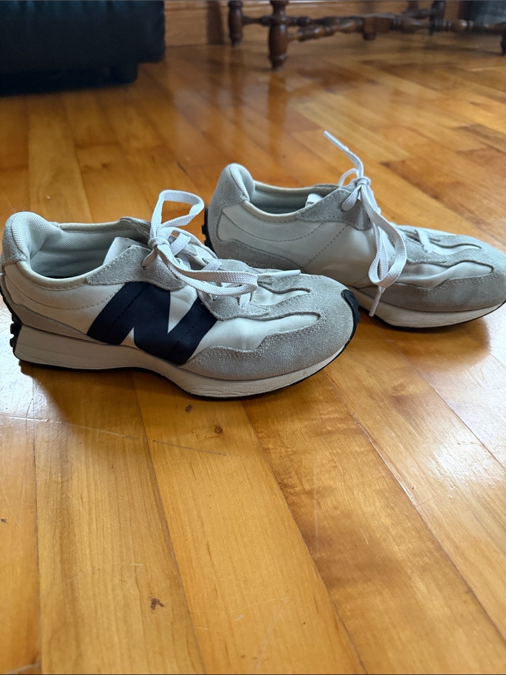 New Balance Girls Light Gray Suede & Navy 'N' Lace-Up Sneakers